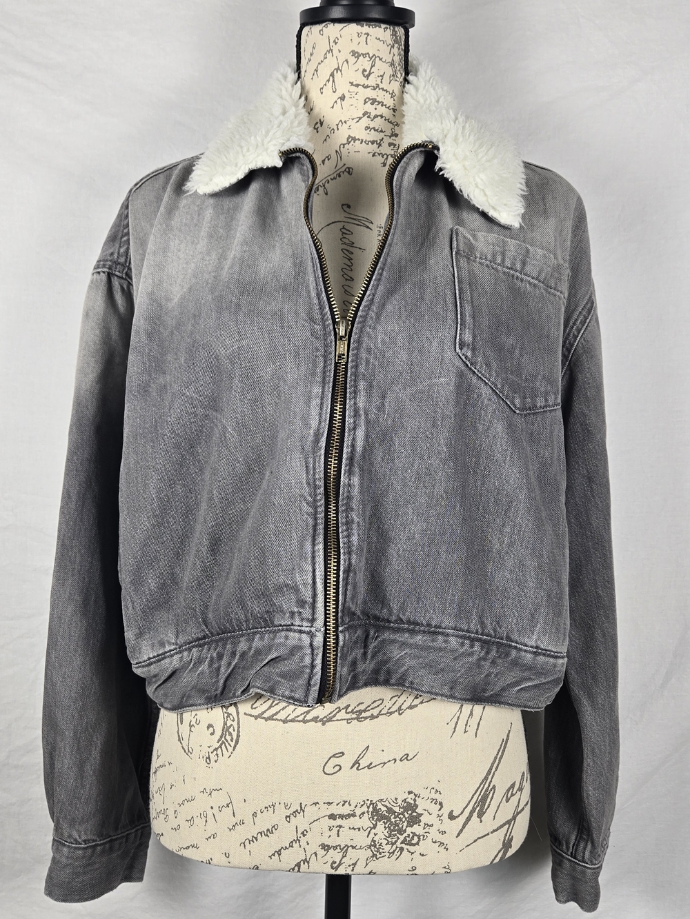 ÉTICA Blondie Jacket Cropped Denim Quartzite Charcoal Gray Faux Fur Collar - S